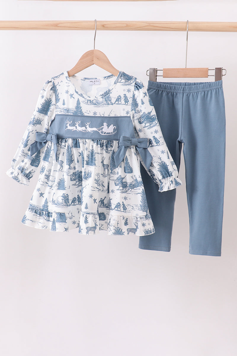 Blue christmas reindeer embroidery set