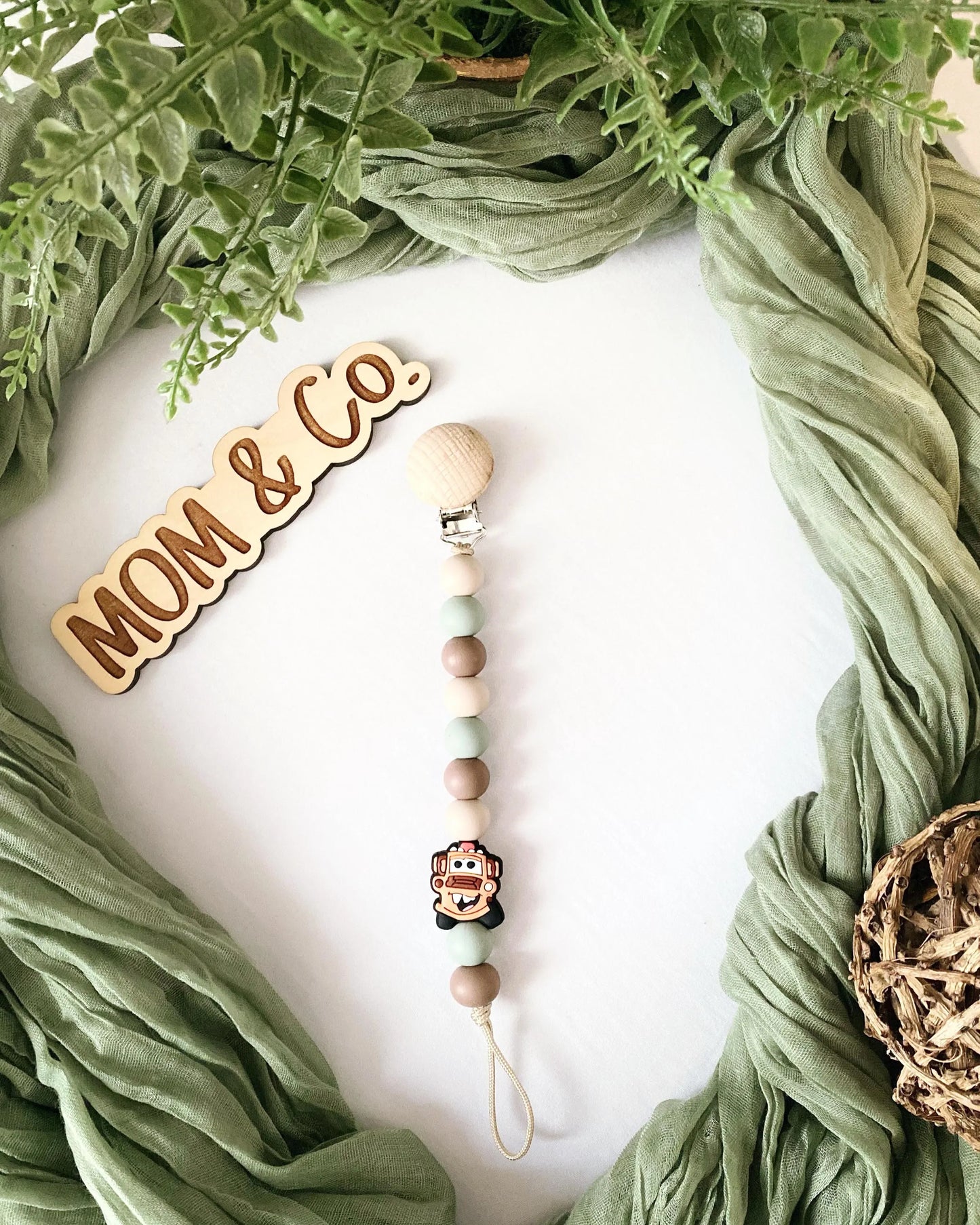 Mater Pacifier Clip