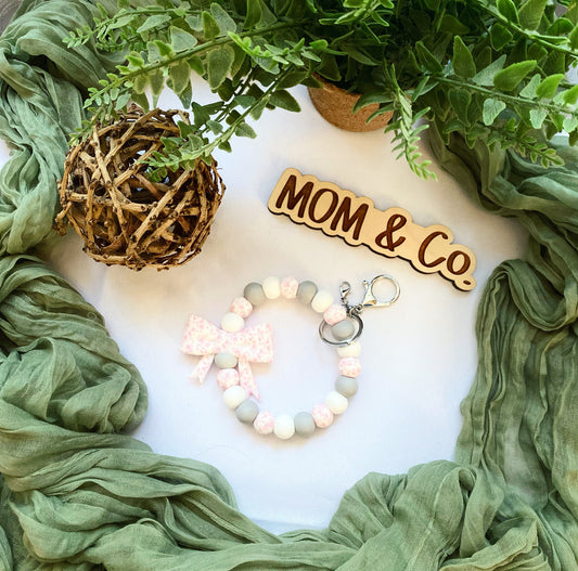 Pink Petal and Gray Bow Bead Wristlet