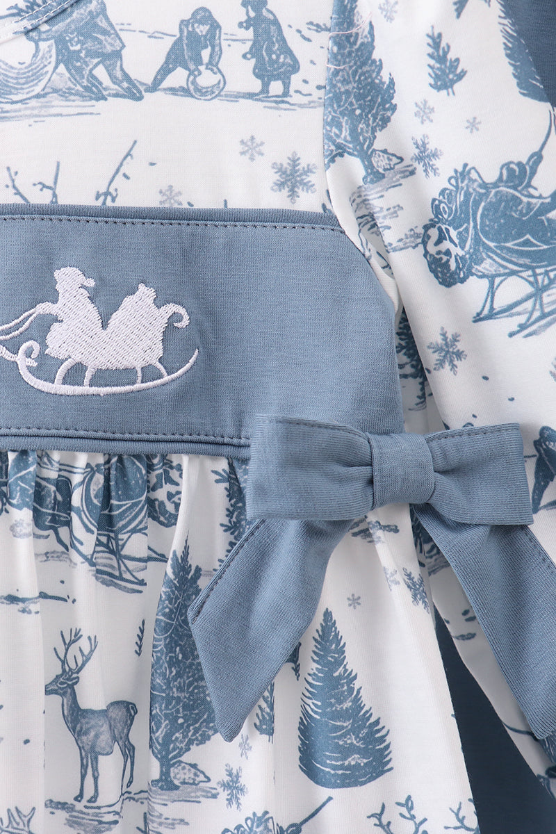 Blue christmas reindeer embroidery set