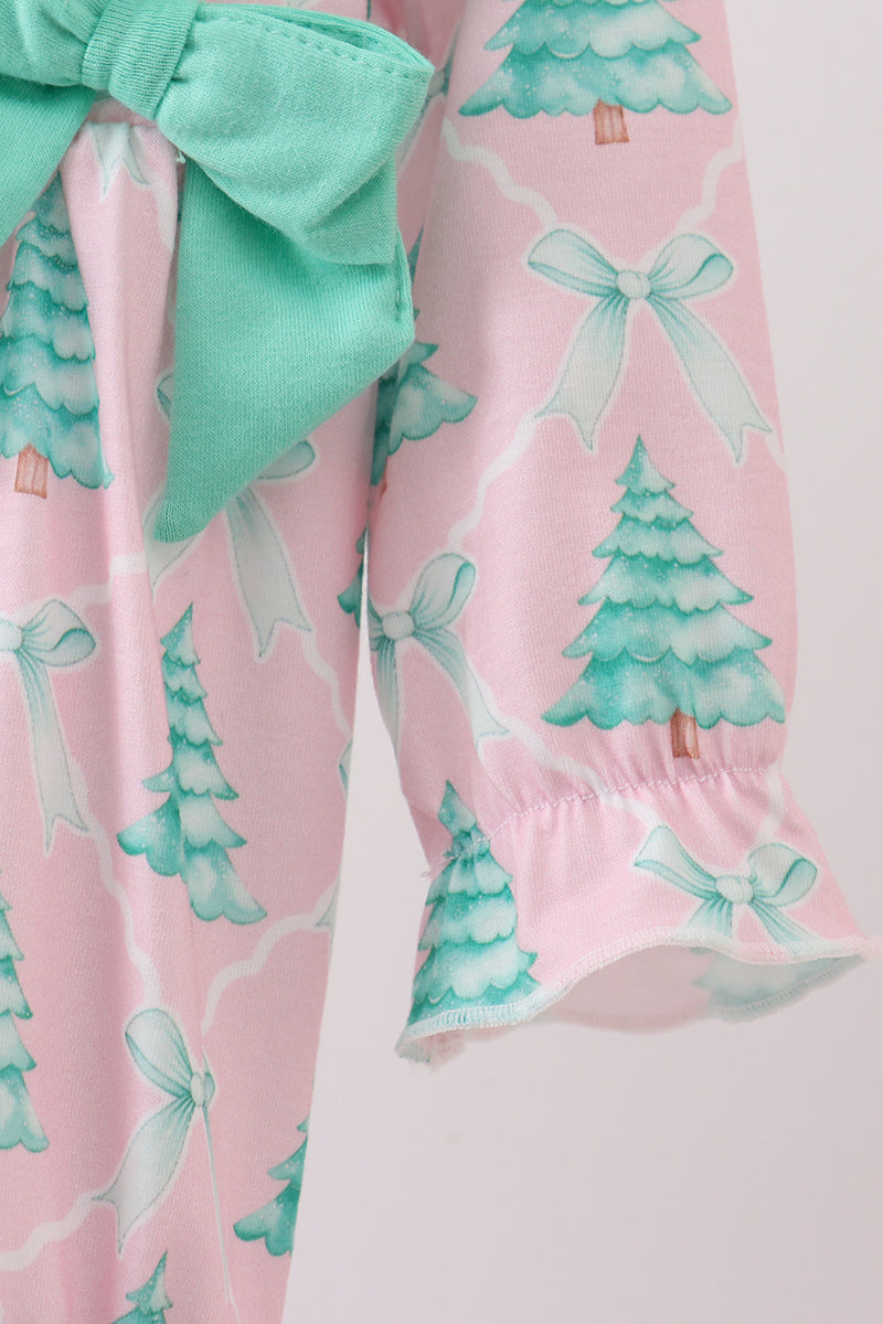 Pink christmas tree ruffle bubble